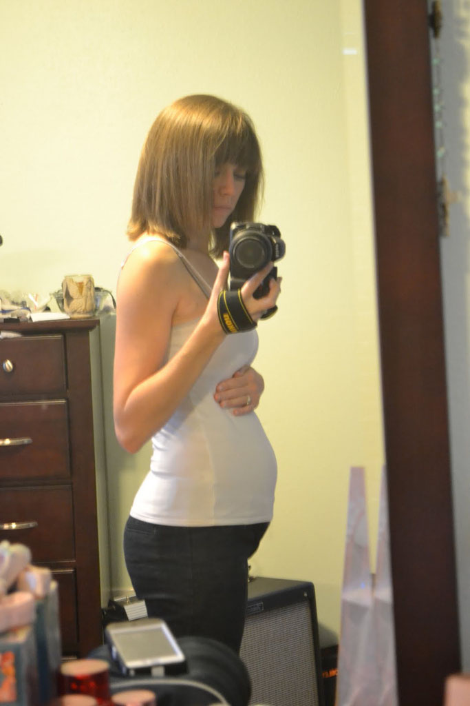 17 week bump pictures