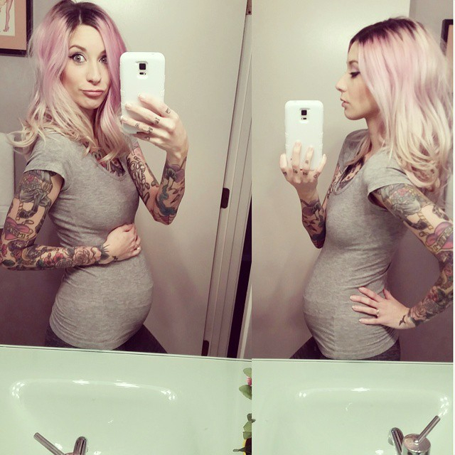 pregnant belly pics
