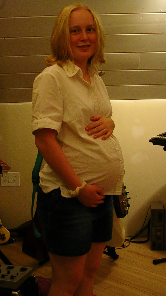 26 weeks pregnant with first child