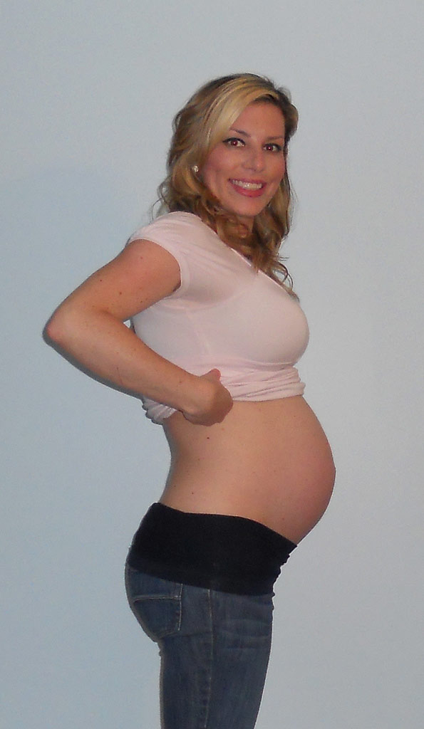 What does 36 weeks pregnant look like?