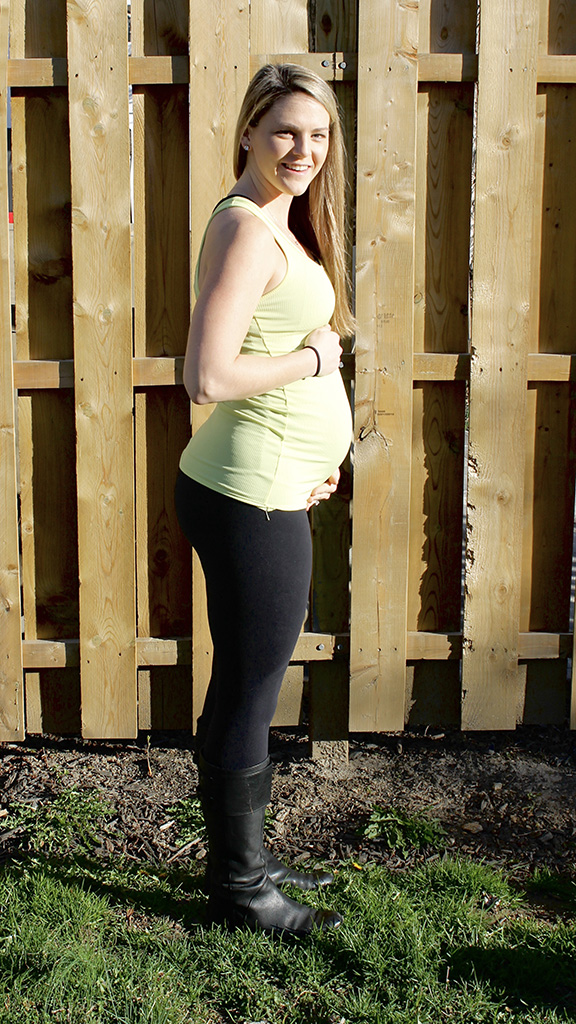 25 weeks pregnant