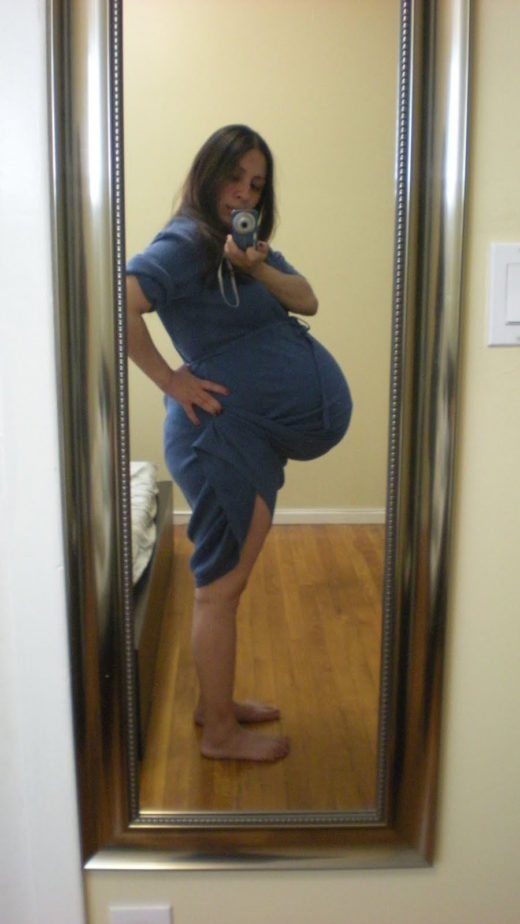 How big is a twin belly at 35 weeks?